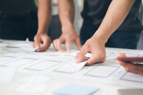 What's the Role of Custom Mobile Apps in Enhancing Public Library Services?